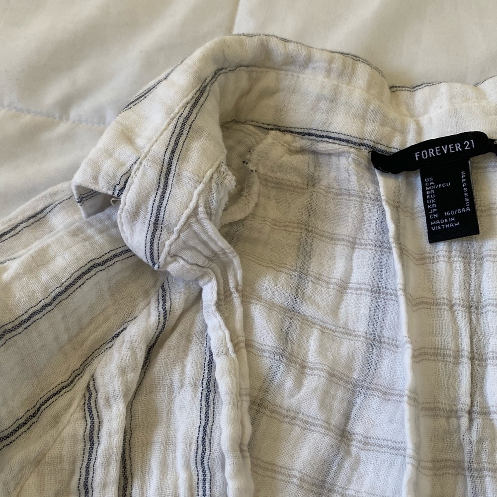 striped blouse - Picture 4 of 4